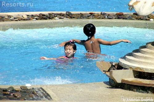 Phi Phi Island Village Beach Resort & Spa 49